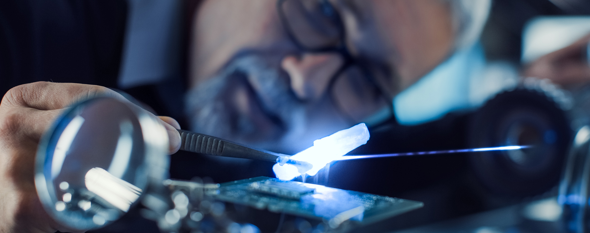 slider-desktop-certification-1